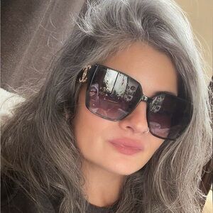 Meet your Posher, Misty